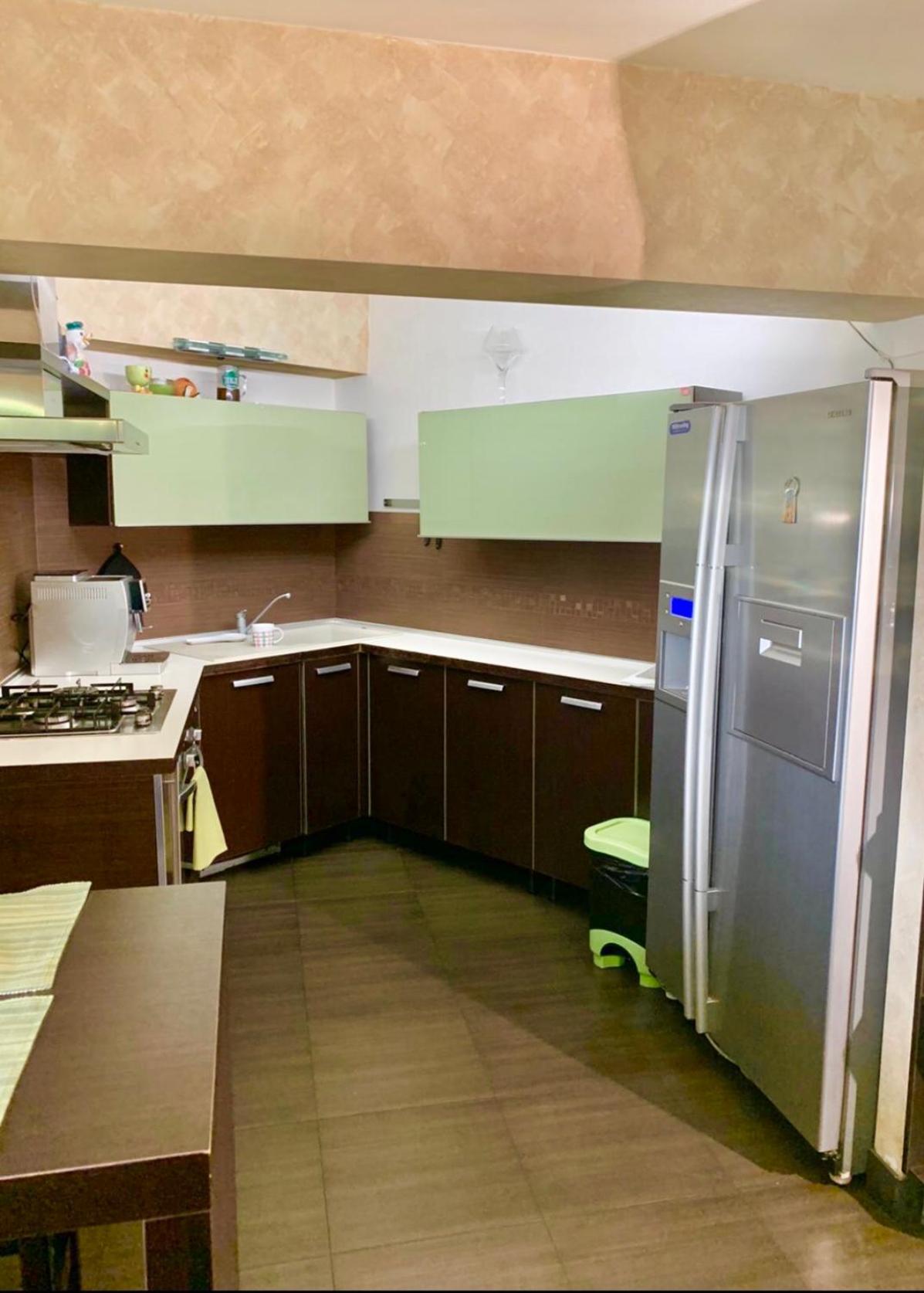 Central Apartment 4 Rooms Брашов Екстериор снимка