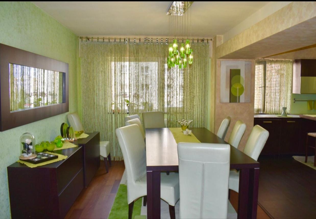 Central Apartment 4 Rooms Брашов Екстериор снимка
