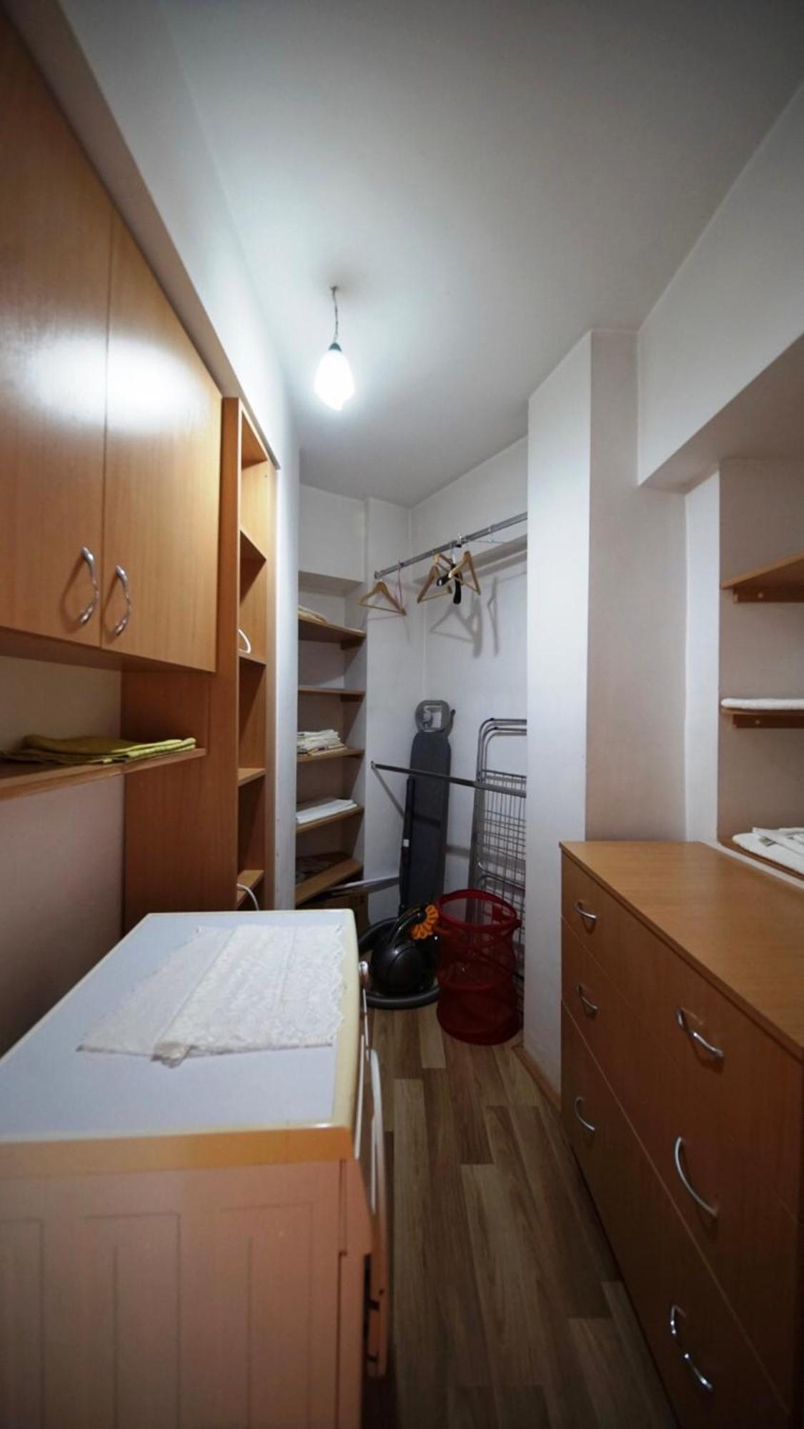 Central Apartment 4 Rooms Брашов Екстериор снимка