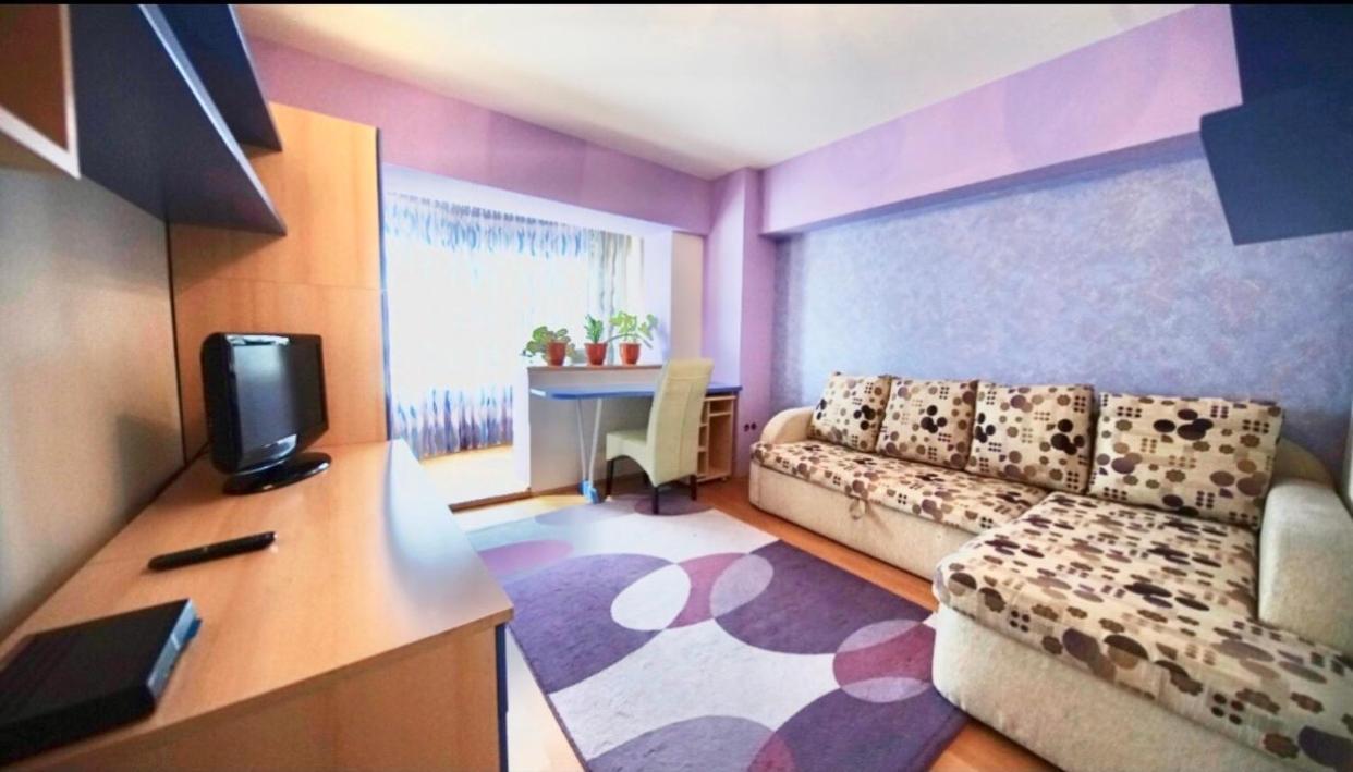 Central Apartment 4 Rooms Брашов Екстериор снимка